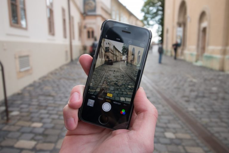Mobile communications and internet in Budapest